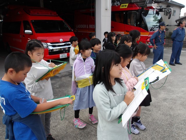 見学の様子（２）